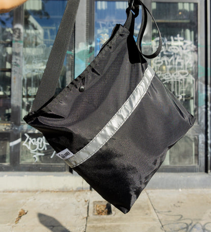 Musette Sling Bag - Simple and Durable: 4.2L