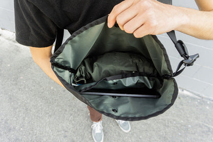 Musette Sling Bag - Simple and Durable: 4.2L