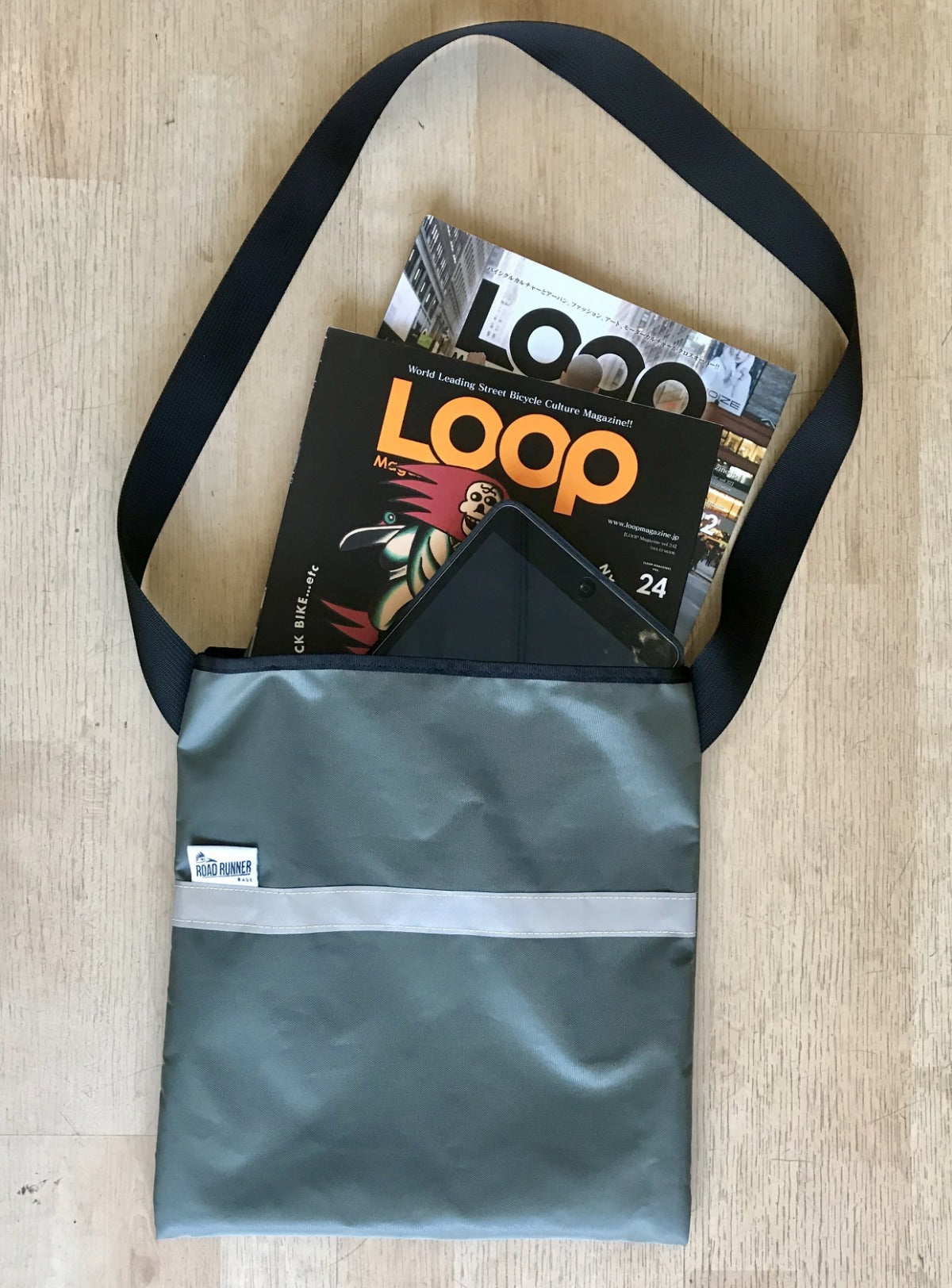 Musette Sling Bag - Simple and Durable: 4.2L